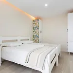 Mojo Surf Yoga House La Orotava