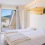 Mojo Surf Yoga House * La Orotava