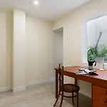 Mojo Surf Yoga House Feriehus