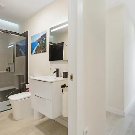 Mojo Surf Yoga House * La Orotava