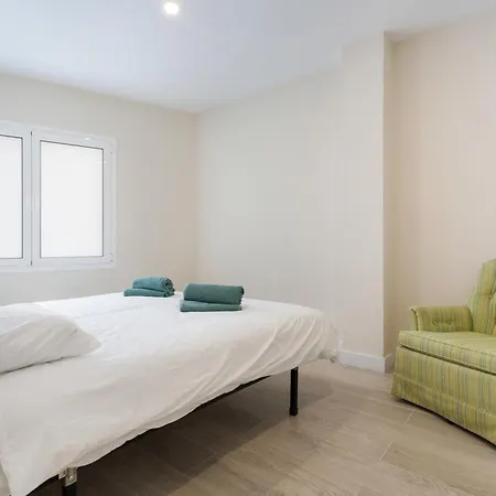 Mojo Surf Yoga House