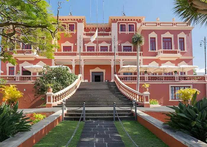 Mojo Surf Yoga House