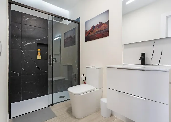 Mojo Surf Yoga House بيت للعطل