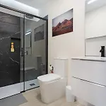 Mojo Surf Yoga House 度假居