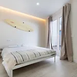 度假居 Mojo Surf Yoga House *