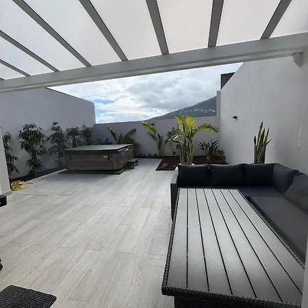 Mojo Surf Yoga House Casa de Férias