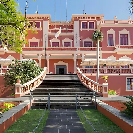 Mojo Surf Yoga House