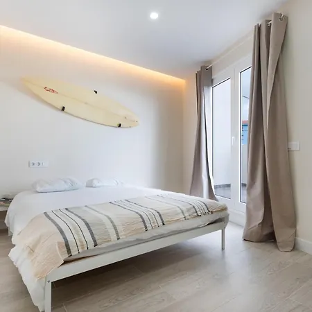 Mojo Surf Yoga House Hébergement de vacances *