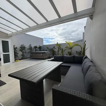 Mojo Surf Yoga House La Orotava