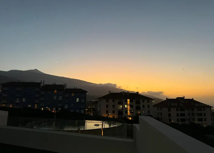 Mojo Surf Yoga House Сasa de vacaciones *